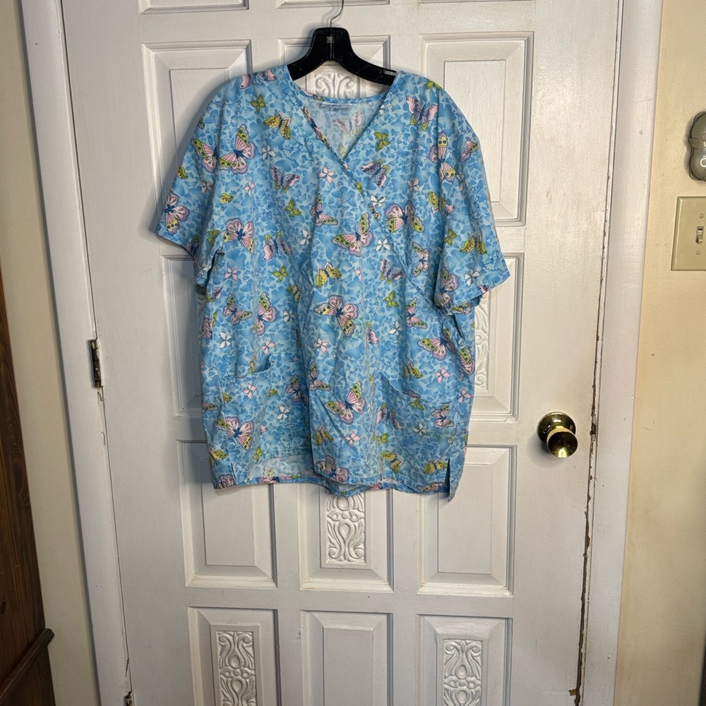 SB Scrubs Blue Floral Butterfly V-Neck Scrub Top
